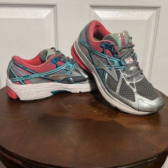 🔥🔥 BROOKS RAVENNA 7 Running shoes - good used condition - Women Sz8 - See Pics - Picture 1 of 10
